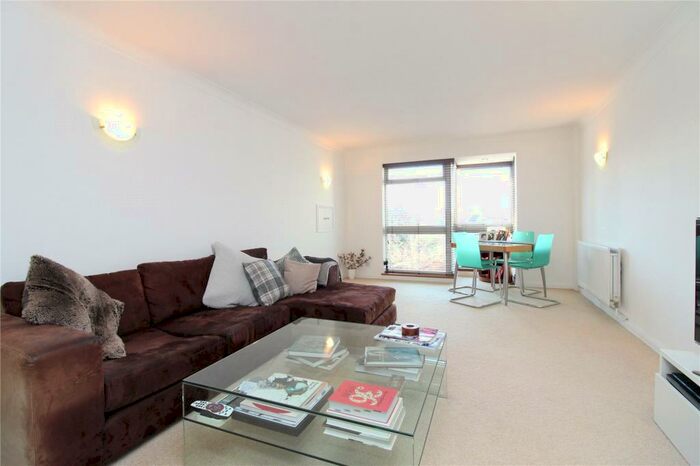 2 Bedroom Apartment To Rent In Randall Court, Page Street, Mill Hill, London, NW7
