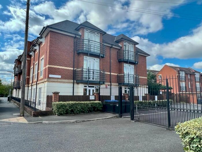 2 Bedroom Flat To Rent In Henley Court, Denham Road, Egham, Surrey, TW20