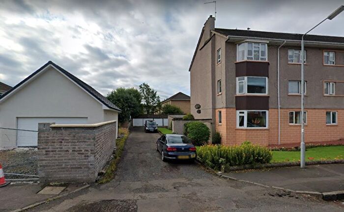 Garage / Parking For Sale In Garage Premises, King's Gardens Broomhill Avenue, Newton Mearns, Glasgow, Lanarkshire, G77