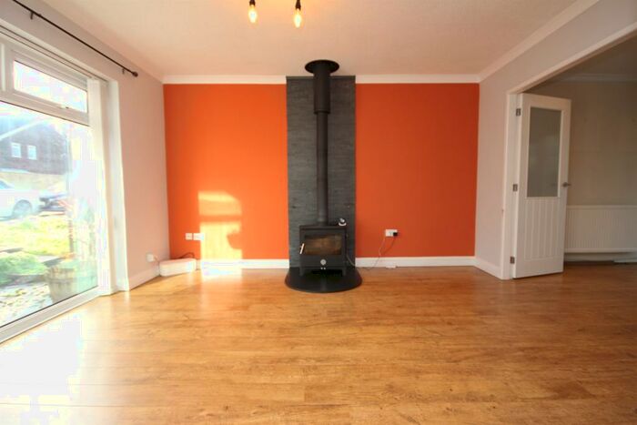3 Bedroom End Of Terrace House For Sale In Drylla, Dinas Powys, CF64