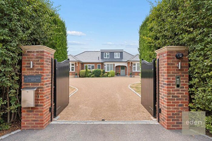 6 Bedroom Detached House For Sale In Woodlands Edge, Teston Road, Wateringbury, ME18
