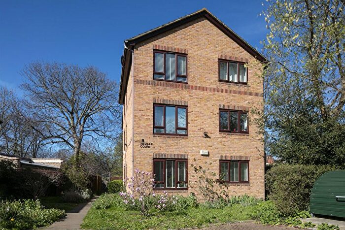 2 Bedroom Flat For Sale In Graces Mews, Camberwell, SE5