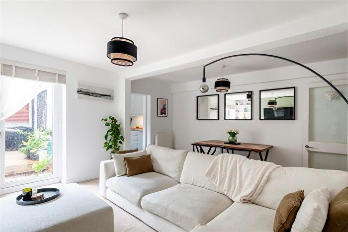 1 Bedroom Flat For Sale In York Road, Hove, BN3
