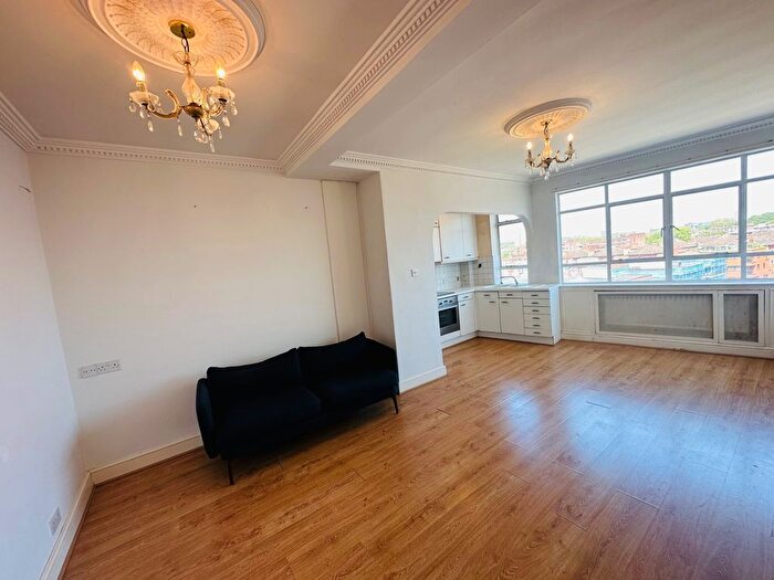 1 Bedroom Flat To Rent In Prince Albert Road, St Johns Wood, NW8