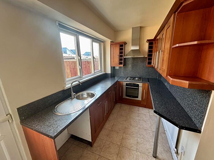 3 Bedroom House To Rent In Maesglass Crescent, Newport, NP20