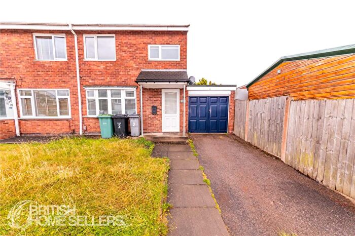 3 Bedroom Semi-Detached House For Sale In Swallow Avenue, Birmingham, West Midlands, B36
