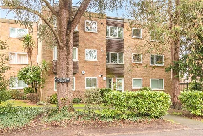 2 Bedroom Flat To Rent In Kemnal Road, Chislehurst, BR7