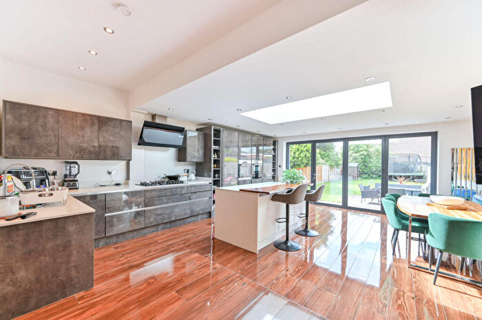 4 Bedroom Semi-Detached House For Sale In Georgian Court, Wembley, HA9