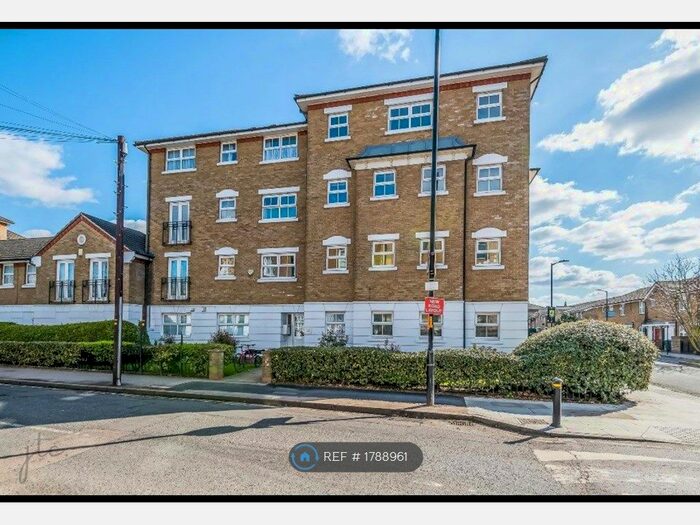 2 Bedroom Flat To Rent In Morley House, London, SE15