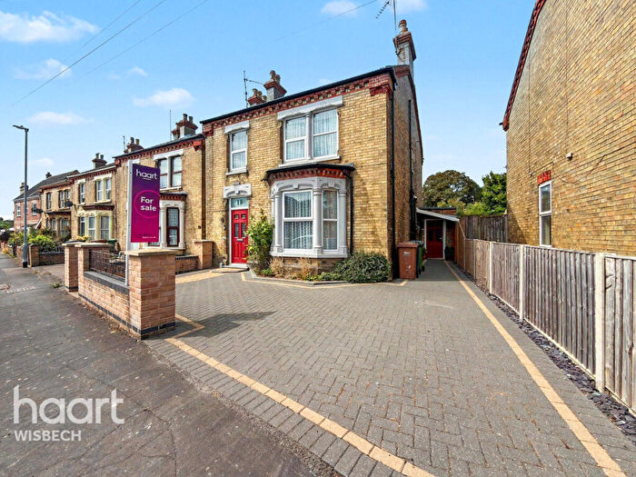4 Bedroom Detached House For Sale In Bowthorpe Road, Wisbech, PE13