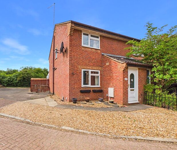 2 Bedroom Semi-detached House For Sale In Albany Walk, Peterborough, PE2