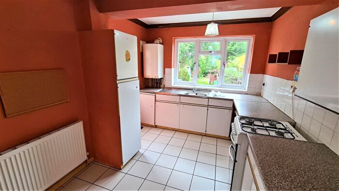 3 Bedroom Property To Rent In Herne Road, Bushey, WD23