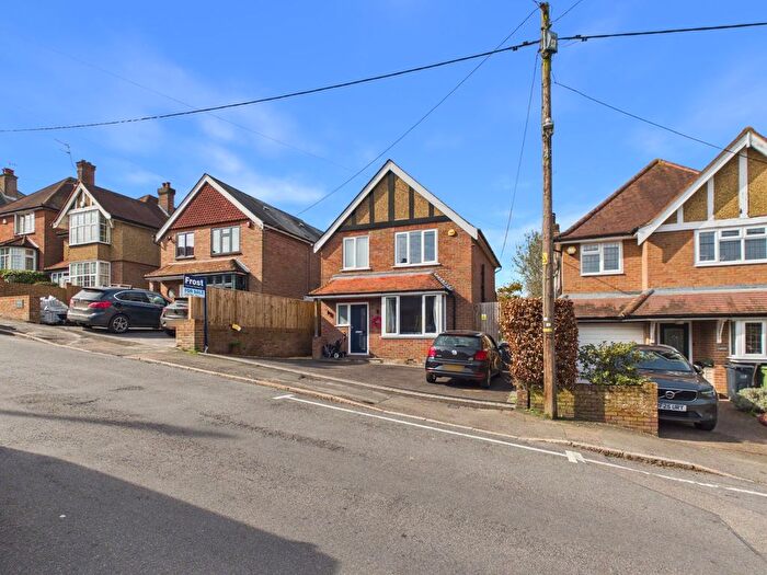 3 Bedroom Detached House For Sale In Lowndes Avenue, Chesham, Buckinghamshire, HP5
