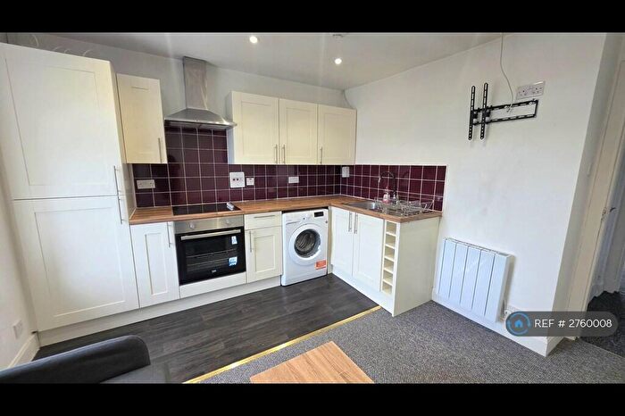 2 Bedroom Flat To Rent In Rosefield Street, Dundee, DD1
