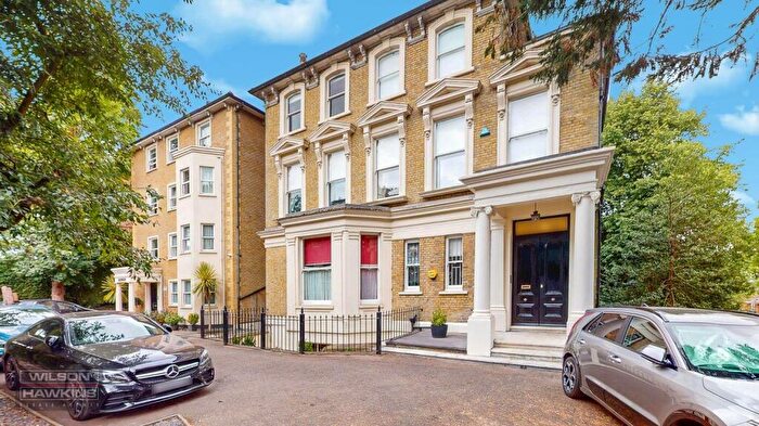 3 Bedroom Flat For Sale In London Road, Harrow On The Hill, HA1