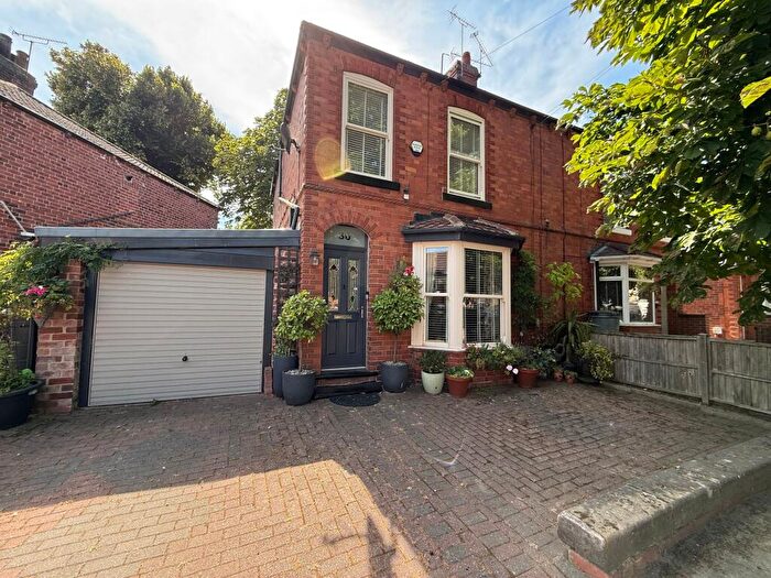 3 Bedroom Semi-Detached House For Sale In Park Grove, Bramley, S66