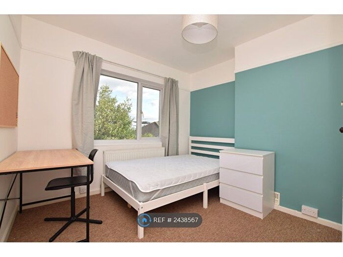 4 Bedroom Semi-Detached House To Rent In Ambleside Avenue, Bristol, BS10