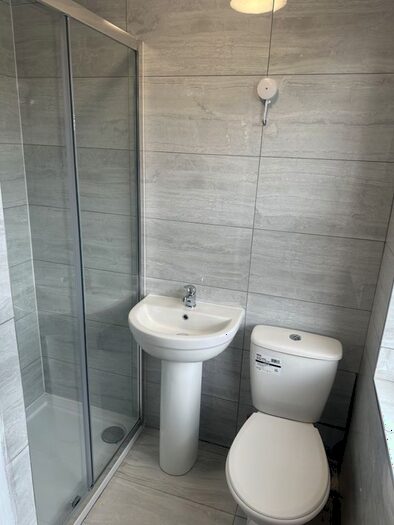 Studio To Rent In Thamesmead, London, SE28