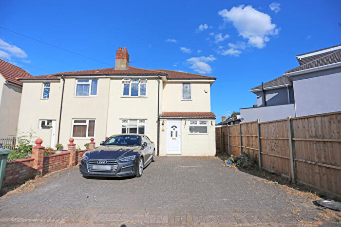 3 Bedroom End Of Terrace House To Rent In Crown Road, Barkingside, Ilford, Redbridge, IG6