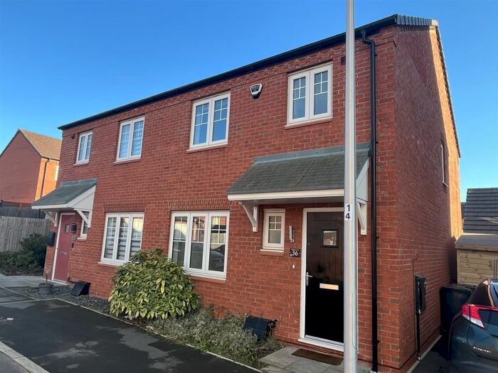 3 Bedroom Semi-Detached House To Rent In Farthington Drive, Nuneaton, CV11