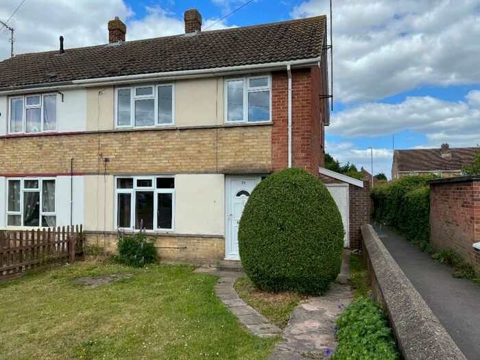 3 Bedroom Semi-Detached House To Rent In Boyces Road, Wisbech, PE13