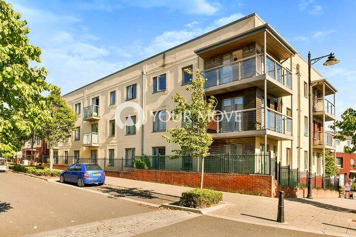 2 Bedroom Flat To Rent In Phelps Road, Plymouth, Devon, PL1