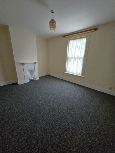 2 Bedroom Terraced House To Rent In Oswald Road, Dover, CT17