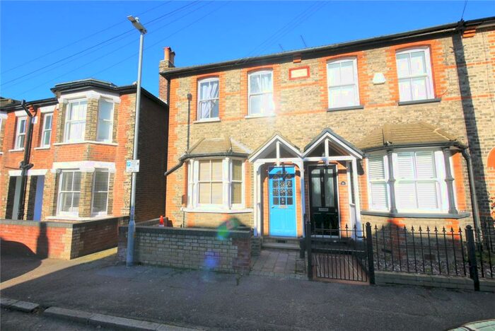 3 Bedroom End Of Terrace House To Rent In Gresham Road, Brentwood, CM14