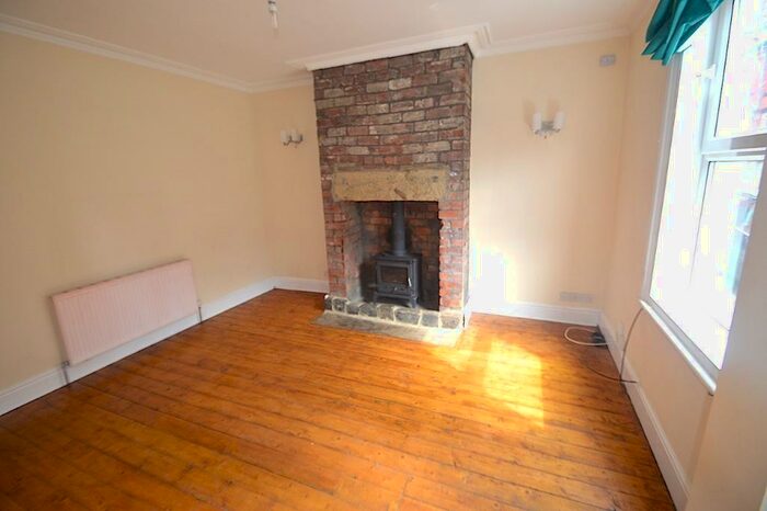 2 Bedroom Terraced House To Rent In Harold Place, Leeds, West Yorkshire, LS6