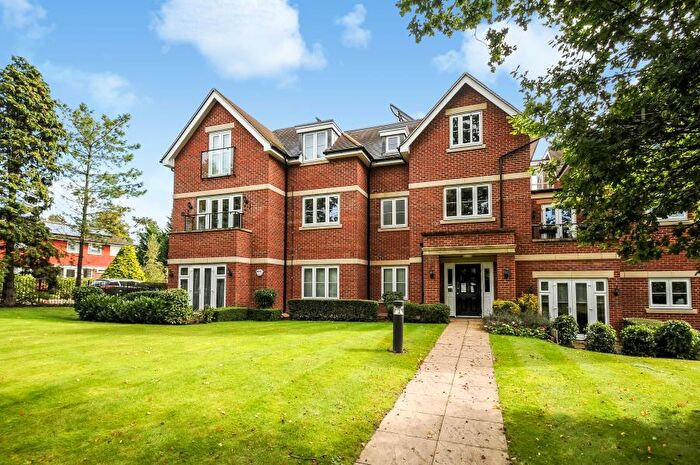 2 Bedroom Apartment To Rent In Brookdene Drive, Northwood, HA6