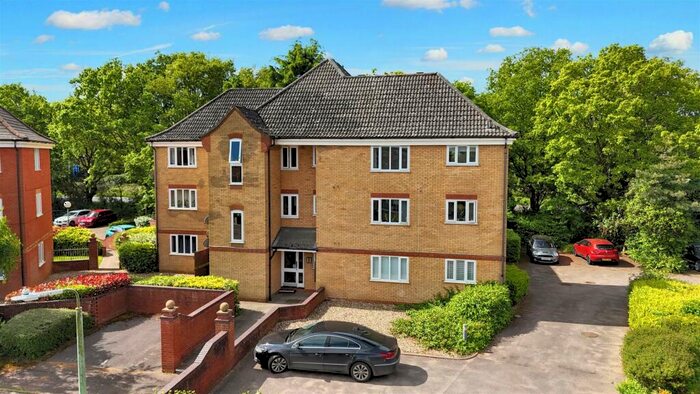 2 Bedroom Apartment For Sale In Mill Road Drive, Purdis Farm, Ipswich, IP3