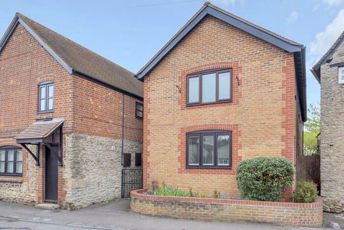 2 Bedroom Apartment To Rent In Sweet Briar, Marcham, OX13