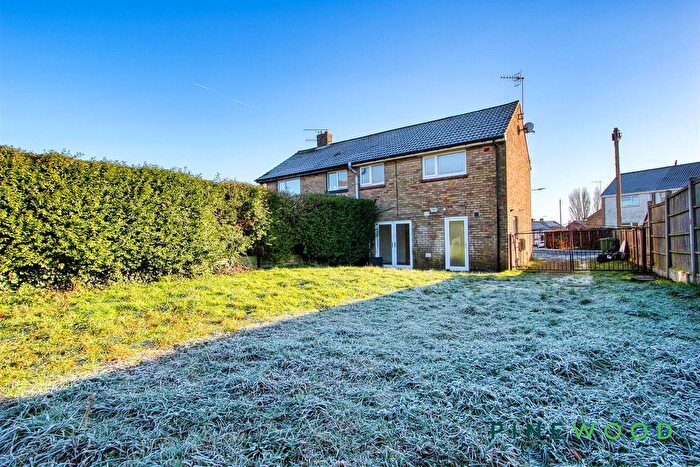 3 Bedroom Semi-Detached House To Rent In Parker Avenue, Calow, Chesterfield, Derbyshire, S44