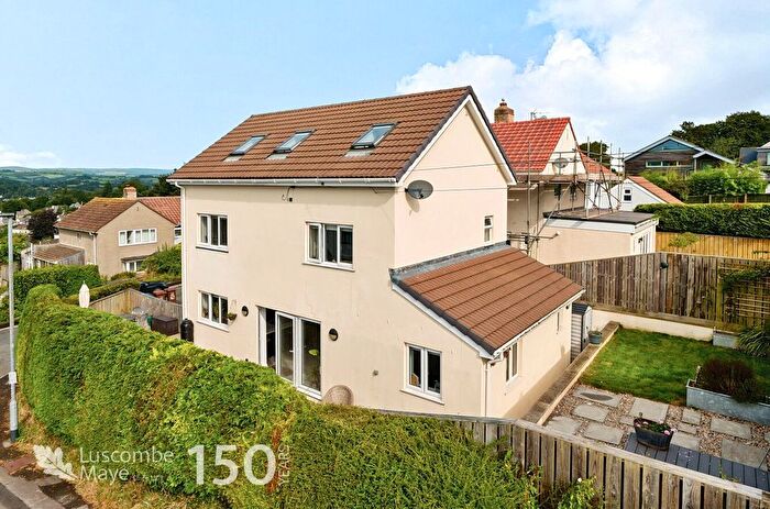 3 Bedroom Detached House For Sale In Higher Westonfields, Totnes, TQ9