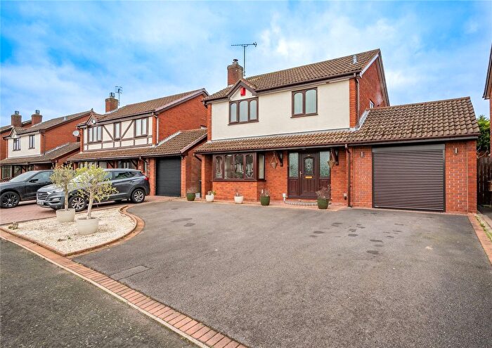 4 Bedroom Detached House For Sale In Meadowvale Road, Lickey End, Bromsgrove, Worcestershire, B60