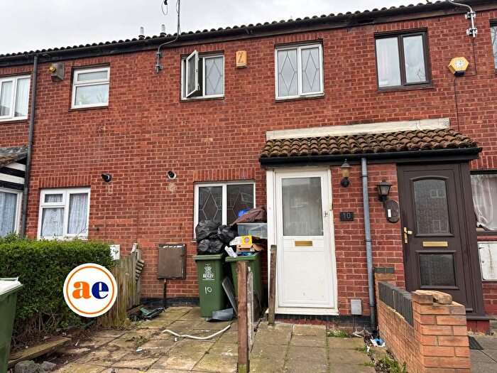 2 Bedroom Property For Sale In Grange Crescent, London, SE28