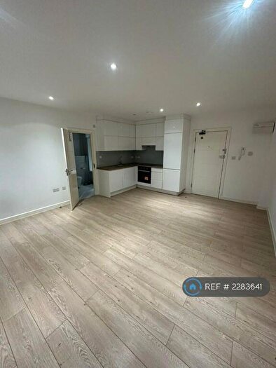 Studio To Rent In Buckingham Street, Aylesbury, HP20