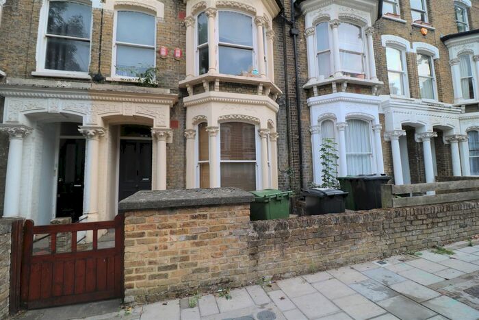 1 Bedroom Flat To Rent In Kellett Road, Brixton, SW2