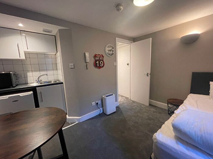 1 Bedroom Studio To Rent In Middle Street, Brighton, BN1