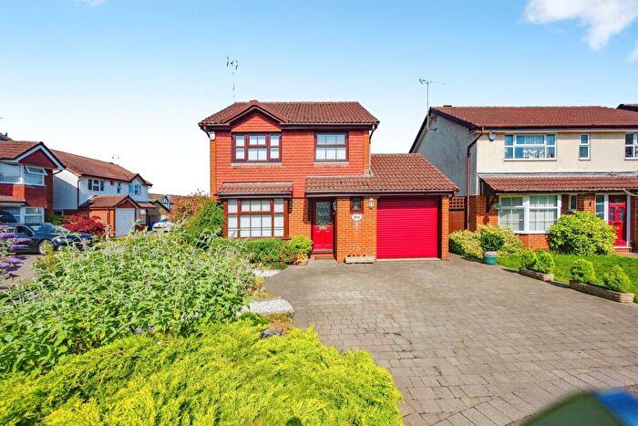 3 Bedroom Detached House For Sale In Whitehaven, Luton, LU3
