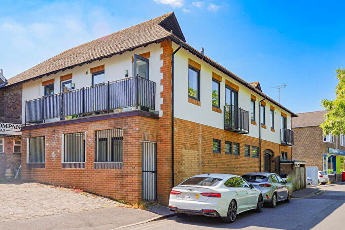 2 Bedroom Flat For Sale In Modern Two-Bedroom Apartment With Balcony In Central Nailsea Location, BS48