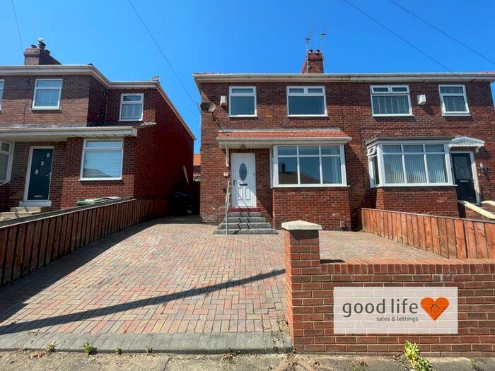 3 Bedroom Semi-Detached House To Rent In St. Aidans Avenue, Grangetown, Sunderland, SR2