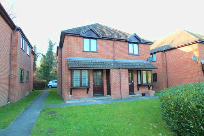 1 Bedroom Semi-Detached House To Rent In Oak View, Finchampstead Road, Wokingham, RG40