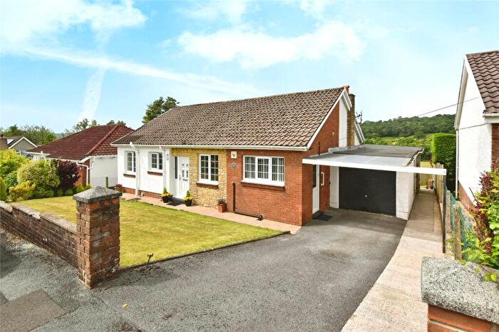 3 Bedroom Bungalow For Sale In Maesycoed, Pontamman, Ammanford, Carmarthenshire, SA18