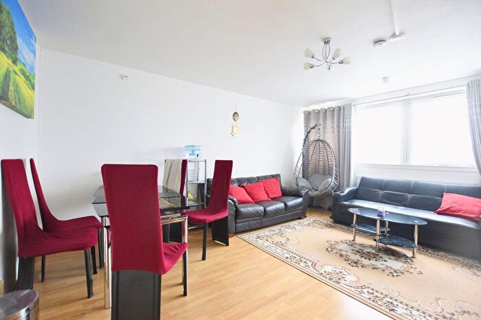 2 Bedroom Flat For Sale In Godfrey Street, Albert Bigg Point Godfrey Street, E15