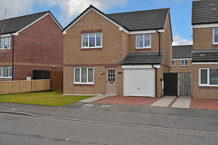 4 Bedroom Detached House For Sale In Barmore Crescent, Bishopton, PA7