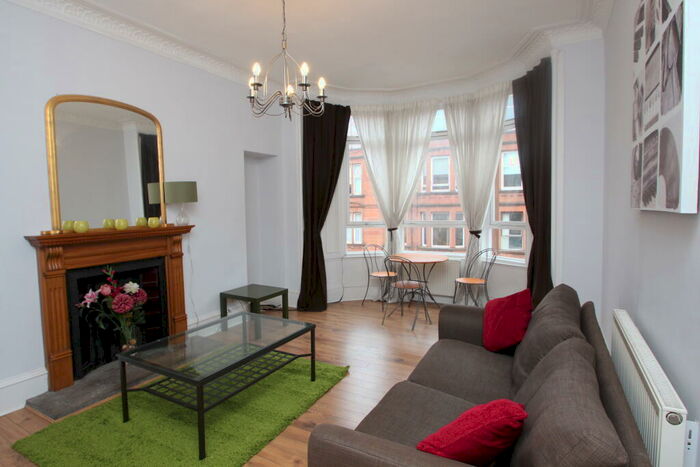 2 Bedroom Flat To Rent In Garthland Drive, Dennistoun, G31