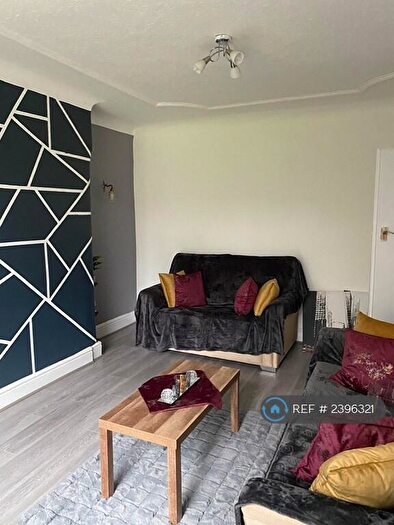 4 Bedroom Semi-Detached House To Rent In Kingsway, Manchester, M19