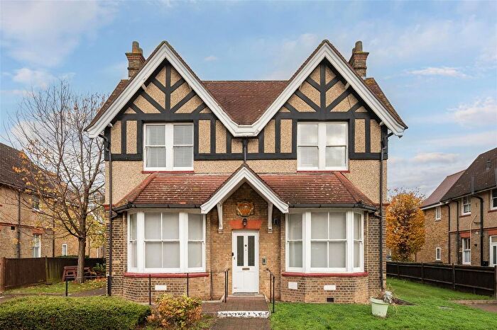 2 Bedroom Flat For Sale In Beehive House, Village Way, London, IG6