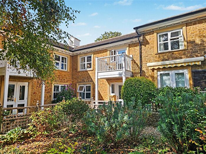 2 Bedroom Flat For Sale In Ashcombe Court, Ilminster, Somerset, TA19